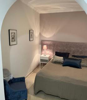 LAG - Spacious 3BR townhouse with private jacuzzi - 2