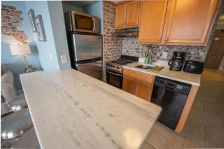 Direct Oceanfront at Meridian Plaza, Pools, Views! - Myrtle Beach - 7
