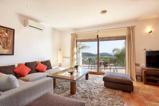 Exclusive 4 Bedroom Villa in Mahon 1281 - 1