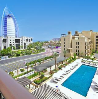 Luxury 2BR Apartment with Iconic Burj Al Arab View from the Swimming Pool - 0