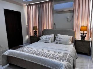 2BR Peaceful & Secure Apartment in Bahria Enclave - 3