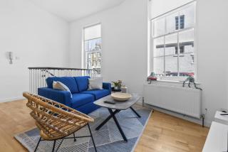 Abbey Road Gem | Regent's Park Apartment By VICHY - 9