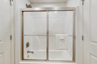 Sea Glass 203- No Worries - 1