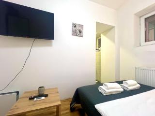 Studio Apartment in the Center - 1