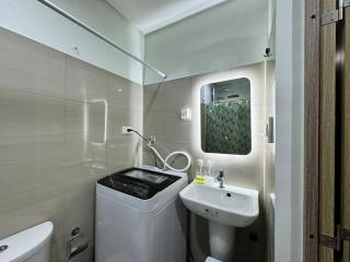 Shore 2 Residences Room 266 POOL SIDE 2 Beds Good for 4 by Prime Stay MOA - 6