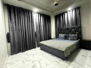 Royalden 2BHK Retreat - 9