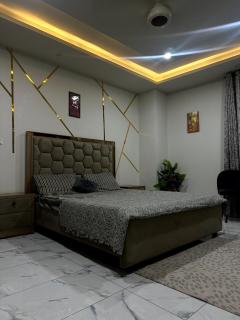 Royalden 2BHK Retreat - 7