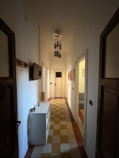 Traditional Home Isola District - Shared Appartment - 5