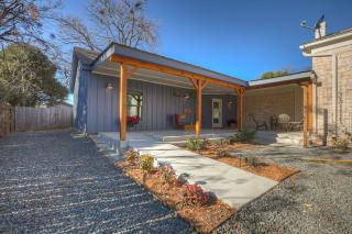 New! Luxurious Home with Wine Cellar & Firepit! - 9