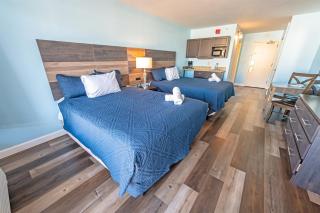 New Landmark Resort Oceanview Pools 5th Floor! - 6