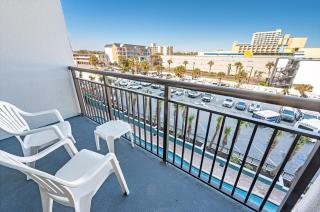 New Landmark Resort Oceanview Pools 5th Floor! - 3