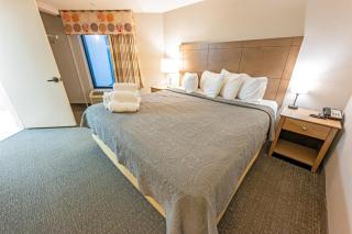 Oceanview Landmark,King Bed,Handicap Accessibility - 1