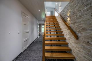 Riverside Luxury Retreat By BookLapland - 6