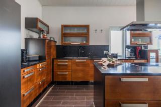 Riverside Luxury Retreat By BookLapland - 0