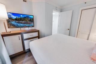 New Remodeled-3BR-Grand Cayman Modern Decor Pools! - 3