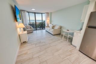 New, Beautiful Decor, Meridian Plaza, Pools, Nice! - Myrtle Beach - 5