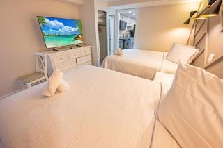 Renovated High-Level,Direct Oceanfront,Nice Suite! - 8