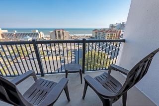 3BR Holiday Towers, Newly Remodeled, Balcony, Pool - Myrtle Beach - 5