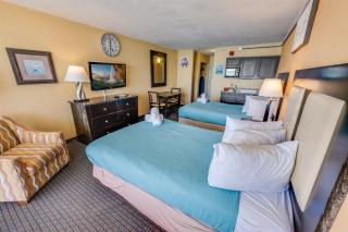 Landmark Resort, Direct Oceanfront View,High Floor - 7