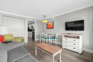 New Remodeled, Grand Cayman 662, Nice Decor,Pools! - Myrtle Beach - 4