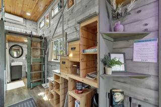 Willie the Modern Tiny Home w/Hot-tub & FireTable - 1