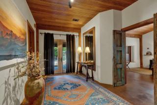 The Willows Casa Grande + Sundown Suite Sleeps 13 - Close to Main St - 7