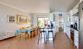 Skye Cottage in Onrus River - 1