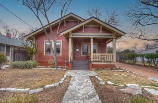 Charming Craftsman Home!-2 BLKS from Main St! - 8