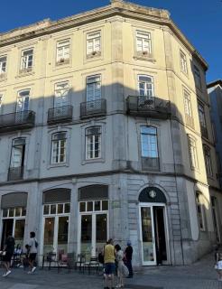 My Home in Porto- São Bento Station - 3