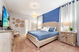 Hidden Gem by Disney w Private Pool & Arcade Room - 6