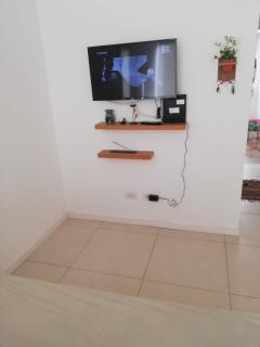 Depto 2 AMBIENTES, SEMIPISO CON BALCON - 4
