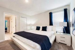 Charming 9BR Villa w Theme & Game Rooms by Disney - 4