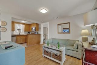 OSH Walk to Main St - 8