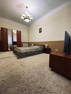 Апартаменти в центрі - 0