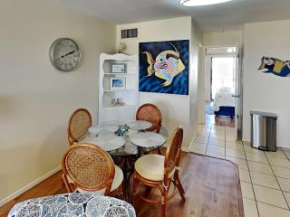 Kontiki Beach Resort 319 - 7