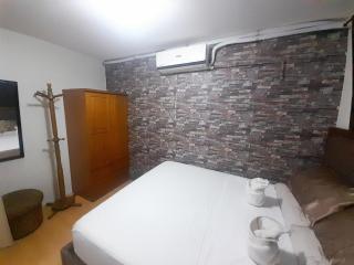 One oasis condo groundfloor 2br - 3