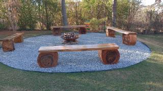 Cottage Blue palm tree nook - 8