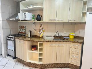 Apto 2 quartos no centro - 4