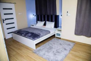 Chris Resplendent Apartments - Accra - 7