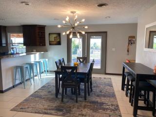 GREAT LOCATION! Beautiful city views! - Farmington - 0