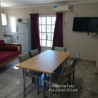 Departamento con excelente ubicación - 1