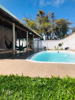 Casa com Piscina em Caraguatatuba para até 8 pessoas - 0