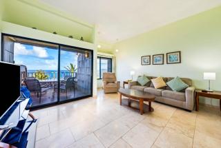 Penthouse Condo with Panoramic Ocean Views - 3