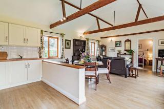 The White Horse Cottage - 2