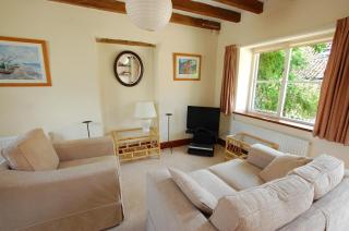 Church Barn Cottage - 8