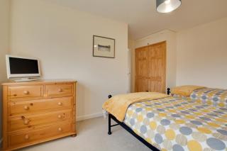 Pilgrim Cottage - 2