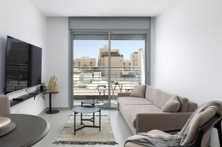 Desert Breeze Suite -by DESERT 360 - 2