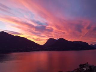 Betty's Balcony, Wonderful Lake View - 0