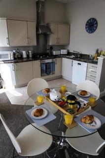Beach View suite - Torquay - 3
