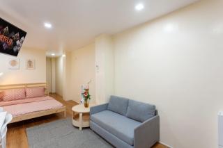 Spacious Studio with Fast Wi-Fi Near UP and Maginhawa - Manila - 4